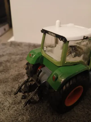 Fendt 714 1:32