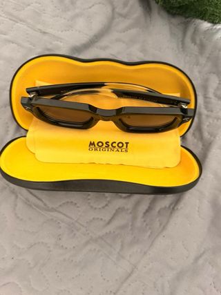 Gafas de sol MOSCOT negras y marrones