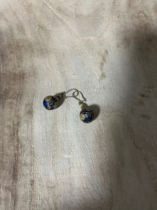 Pendientes antiguos azul y dorado