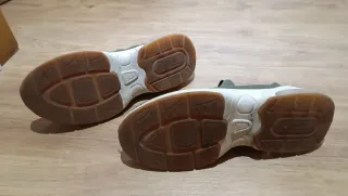 Zapatillas de vestir verdes