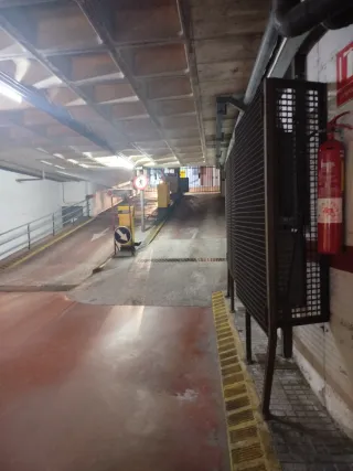 Plaza de Parking en Parking Cinema Bel