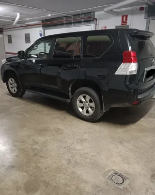 Toyota Land Cruiser 2010