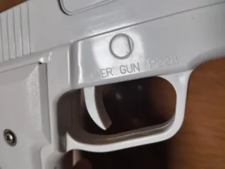 Pistola Sega Dreamcast P228