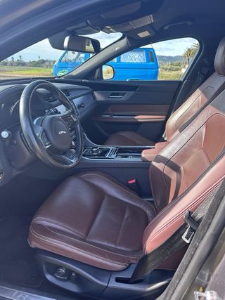Jaguar XF 2016
