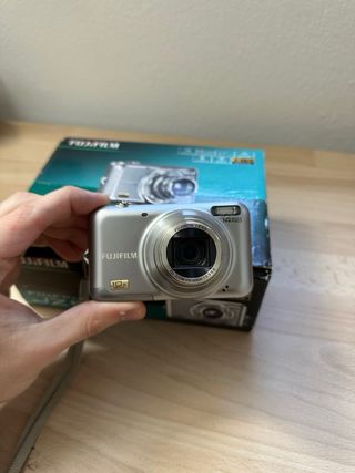 Câmara Fujifilm FinePix JZ500 Prata