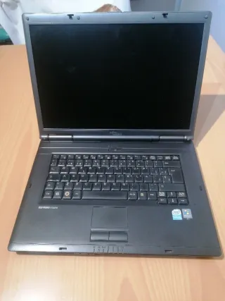 Portátil Fujitsu Siemens Gris