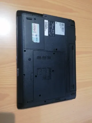 Portátil Fujitsu Siemens Gris