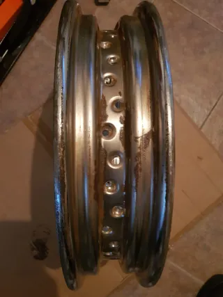 Aro 16 Harley Davidson