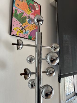 Perchero de pie moderno