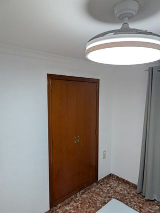 Habitacion en Alzira con balcon