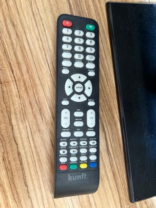 Televisor Kunft LED K3642X22F 36W