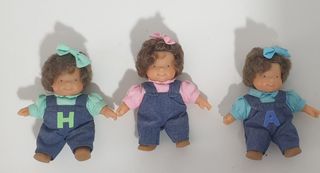 Muñecas Trillizas con Letras