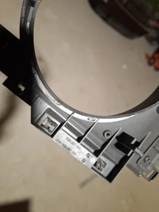 Marco embellecedor Golf 7