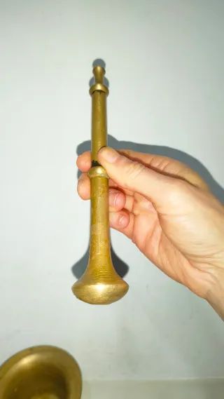 Antiguo Almirez Mortero Bronce Repujado