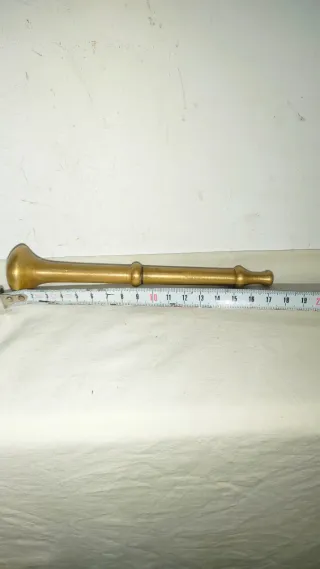 Antiguo Almirez Mortero Bronce Repujado