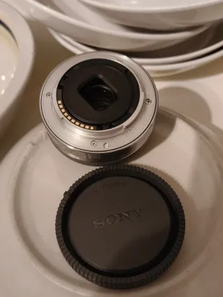 Obiettivo Sony 16mm 2.8 E-Mount