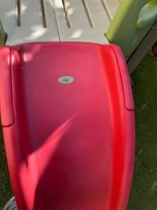 Zona de juegos Smoby: tobogán y escalada