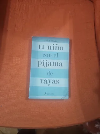 El Nino con el Pijama de Rayas (Spanish Edition)