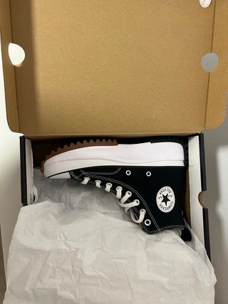 Converse Run Star Hike