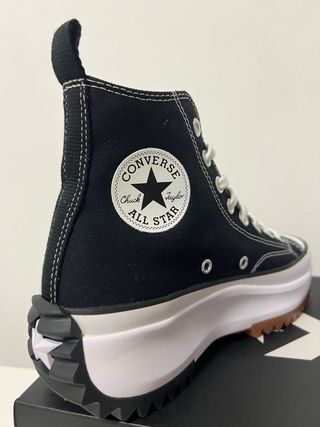 Converse Run Star Hike