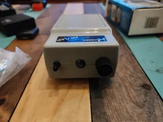 Bomba de aire a pilas Hagen