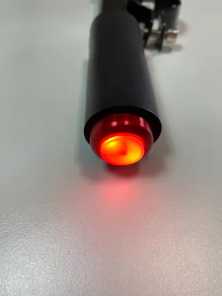 Barra con luces LED para patinete