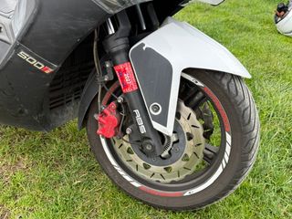 KYMCO Xciting 500 R ABS Blanca