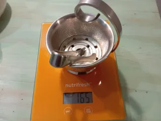 Cubitera pequeña de metal plateada