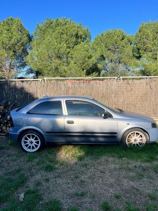Opel Astra 2002
