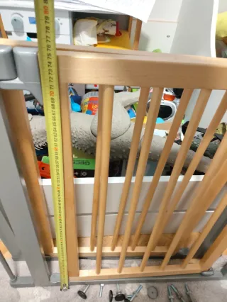 Barreras de seguridad madera Lindam.