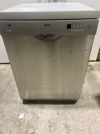 Lavavajillas Bosch sin cajones