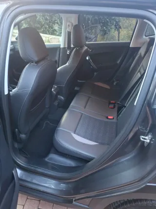 Peugeot 2008 único dueño solo 88 mil kilómetros