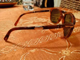Persol Steve McQueen 714 Pieghevoli Polarizzati