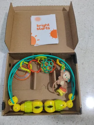 Arco de juegos Bright Starts con mono