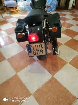 Suzuki 250 Cruiser Negra