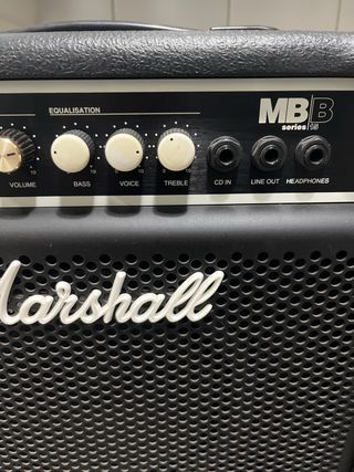 Amplificador Bajo Marshall MB15B perfecto estado