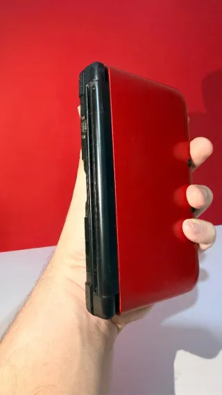 Nintendo 3DS XL Roja con Caja