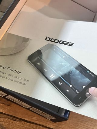 Doogee Y200 Negro