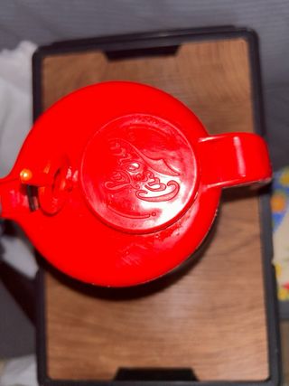 Jarra cristal tapa y asa roja