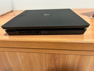 PS4 Slim averiada - para piezas
