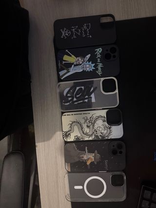 Fundas iPhone 15 - Variedad de Diseños