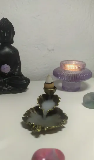 Quemador incienso cascada hoja nenúfar