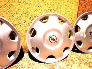 TAPACUBOS OPEL CORSA R13