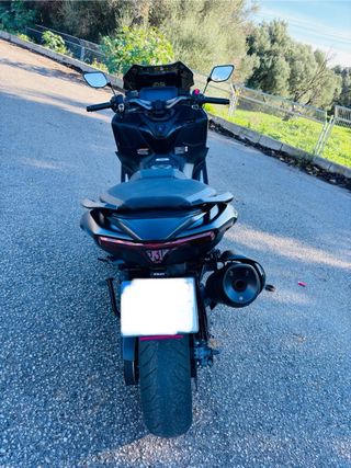 Yamaha TMAX 560 2023 Negra