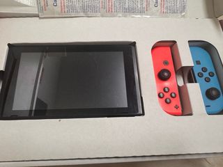 Nintendo Switch Azul y Rojo incluye3juegos y funda