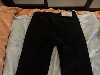 Pantalón Stradivarius campana negro mujer