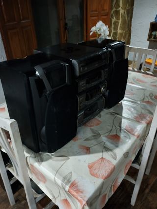 Minicadena Technics Negra y Plateada