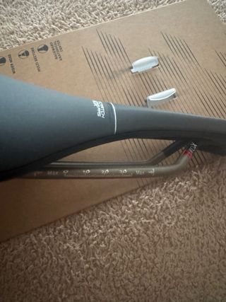 Sillín prologo Scratch m5 140 mm NDR