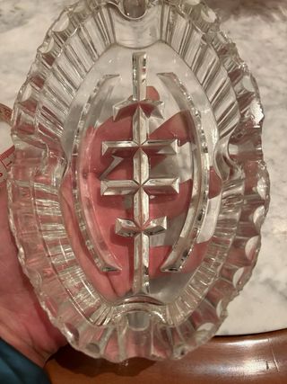 Cenicero vintage de cristal prensado