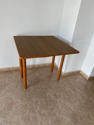 Mesa de cocina plegable